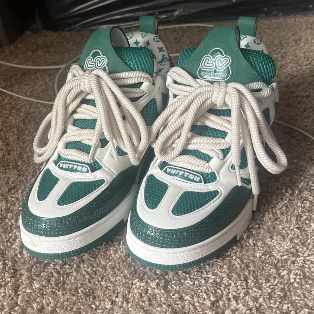 Louis Vuitton skate shoes Size 9/42 need gone asap